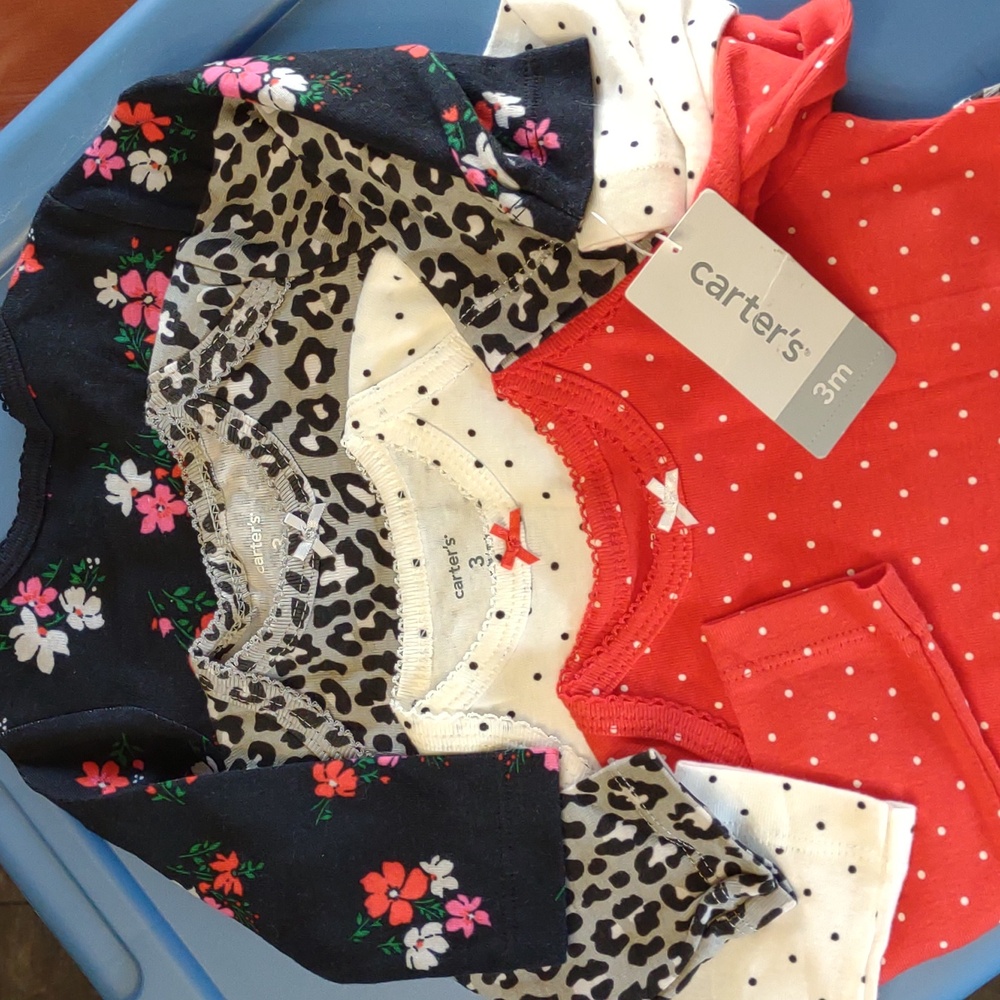 Carter's 4pc long sleeve onesies